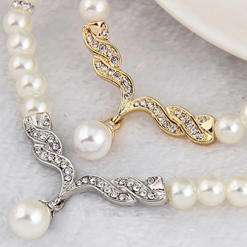 Silver Pearl Necklace and Earrings Set