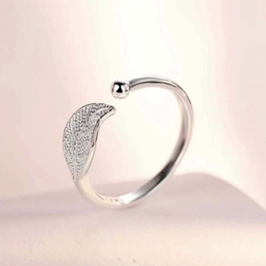 925 Sterling Silver Adjustable Leaf Ring